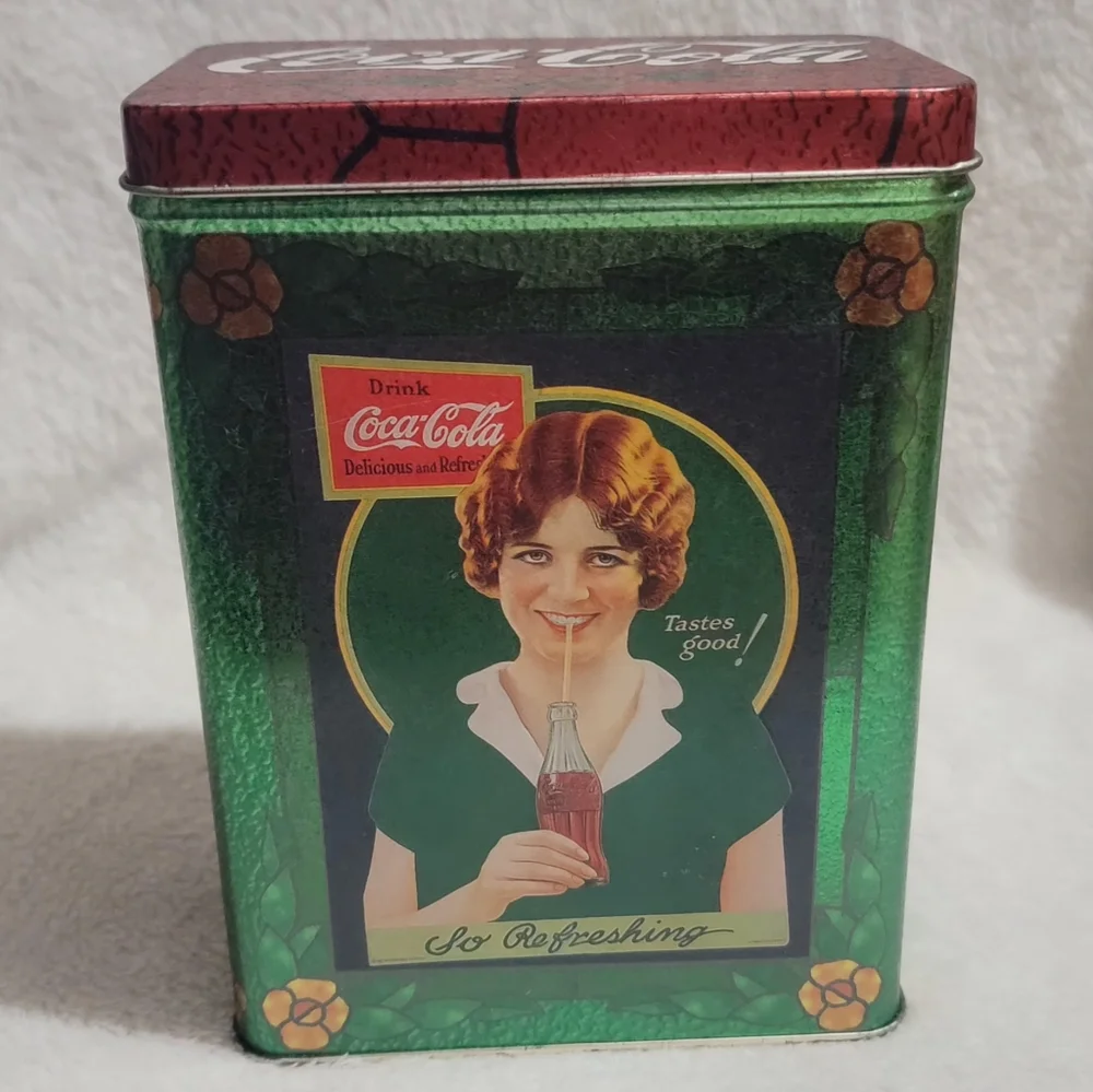 Vintage Coca-Cola Collectible Tin